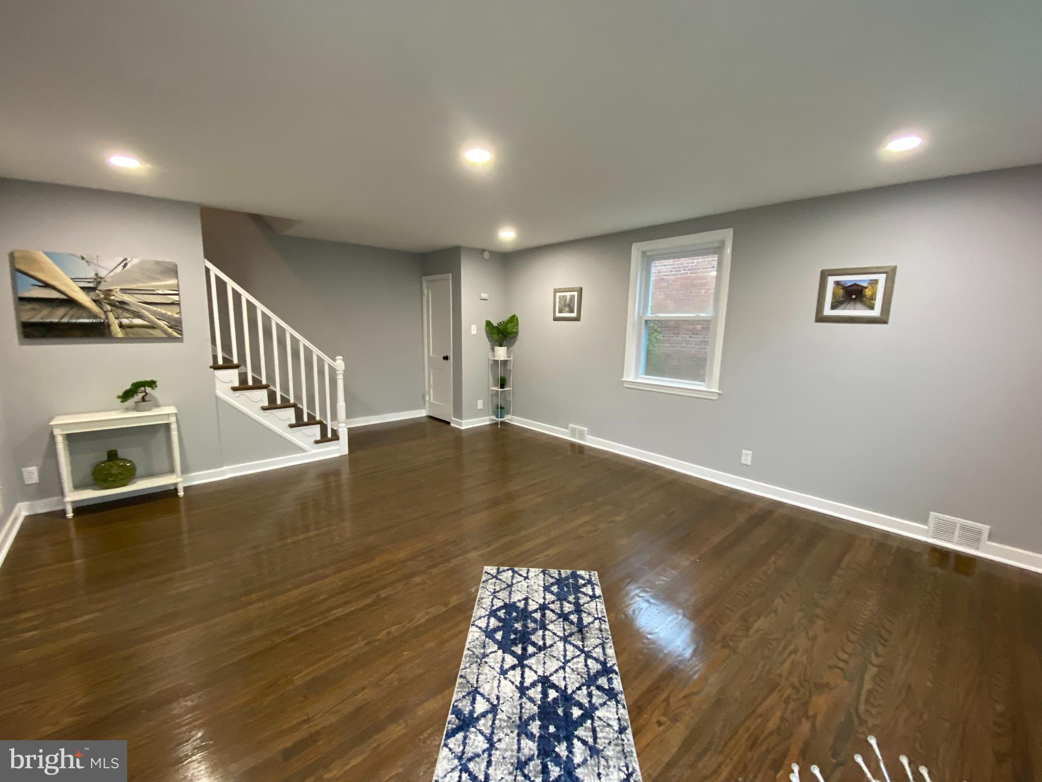 233 East Avon Road Brookhaven, PA 19015 - Photo 4 of 25 Gallery Image 4