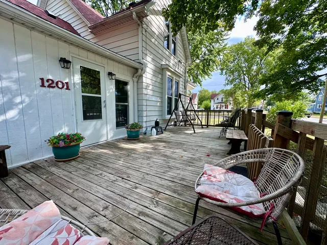 a view of outdoor space yard and patio