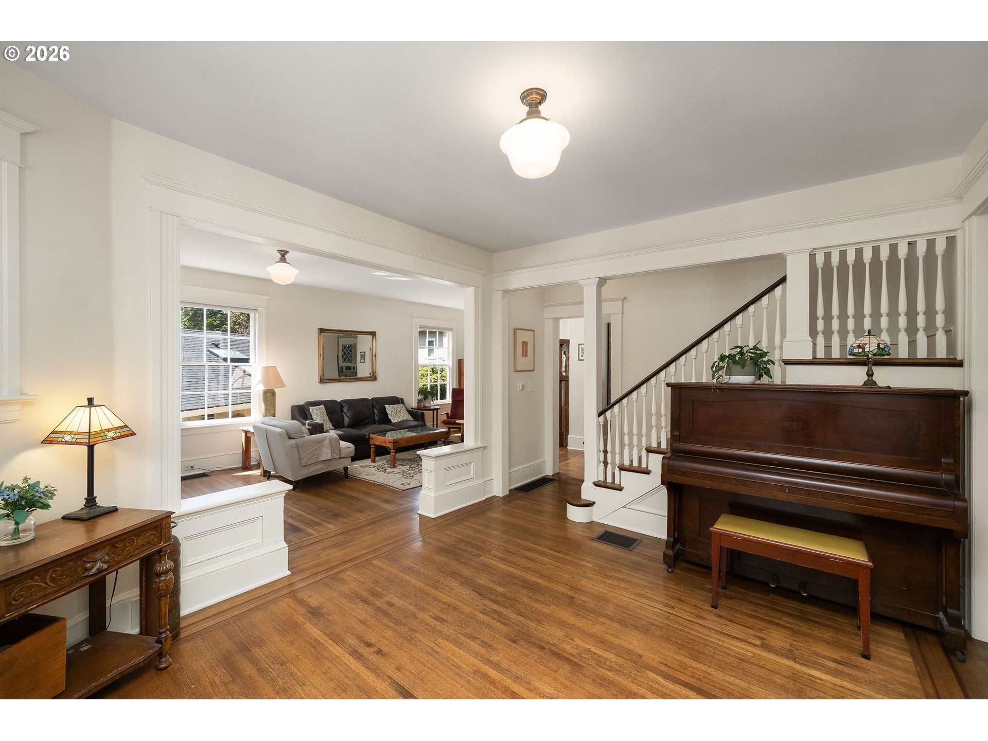 2127 Southwest Elm Street Portland, OR 97201 - Photo 5 of 48 Entrance/Foyer