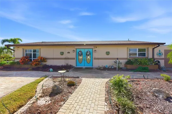 $360,000 | 608 La Gorce Drive, Venice, FL 34293