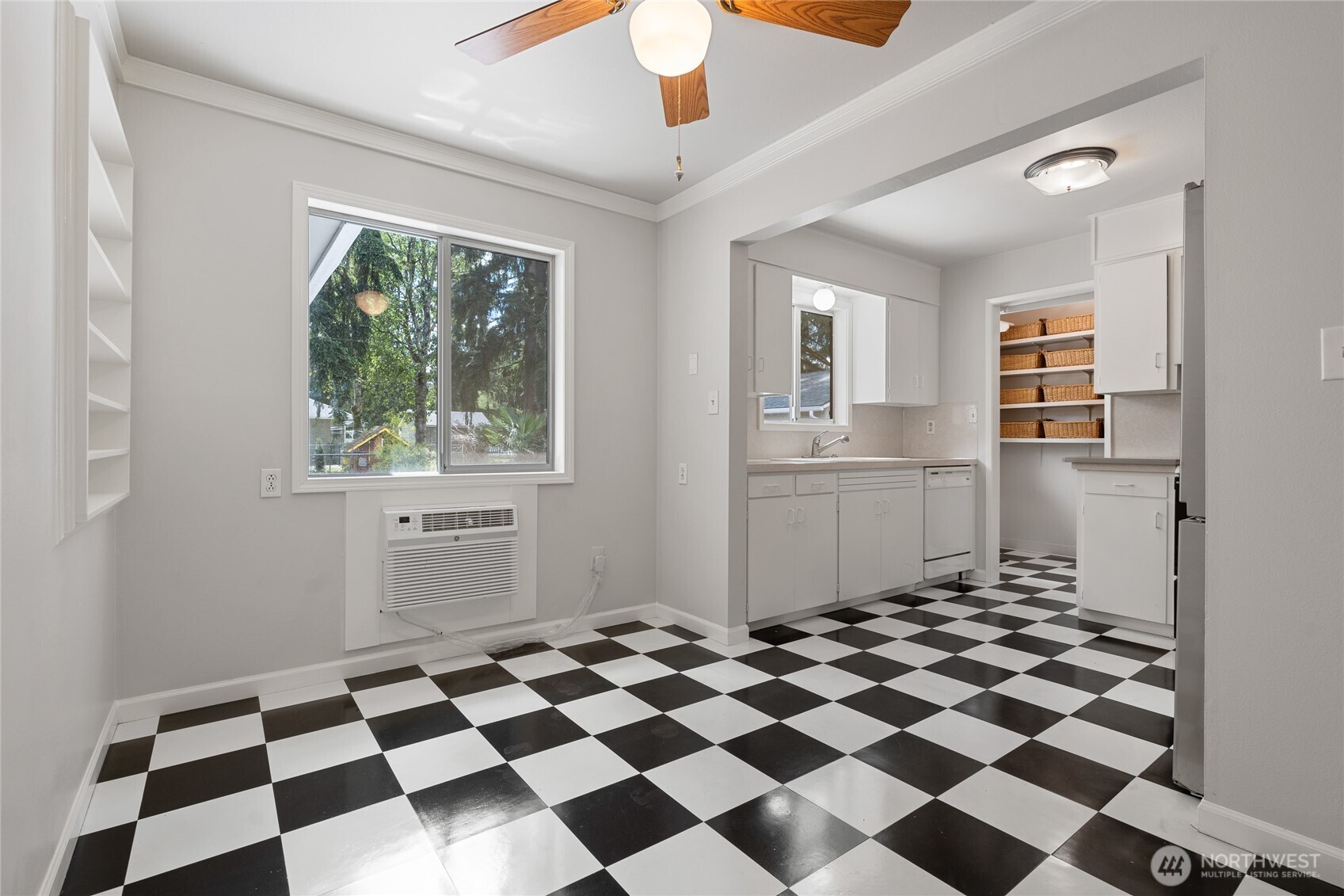 314 Goodrich Road Centralia, WA 98531 - Photo 10 of 40