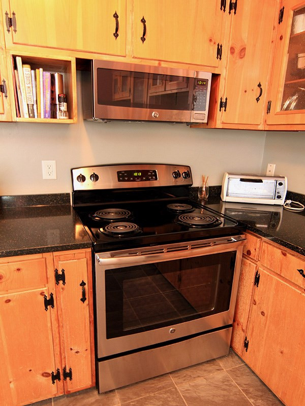 2427 Medway Drive Raleigh, NC 27608 - Photo 10 of 25 Photo 10