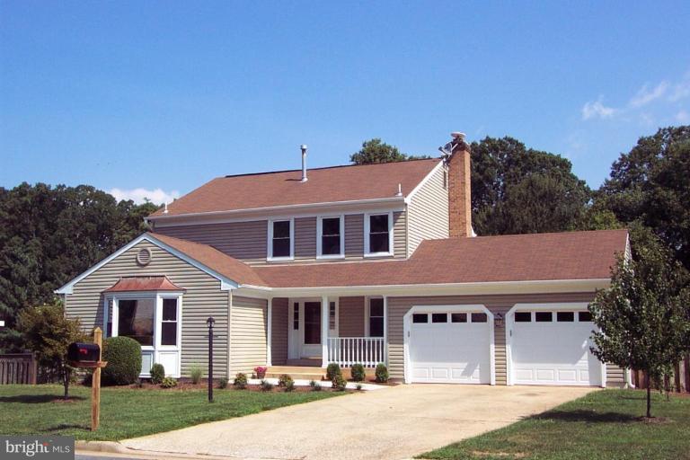122 Environs Road Sterling, VA 20165 - Photo 1 of 10 Exterior (Main)