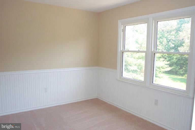 122 Environs Road Sterling, VA 20165 - Photo 8 of 10 Bedroom #2