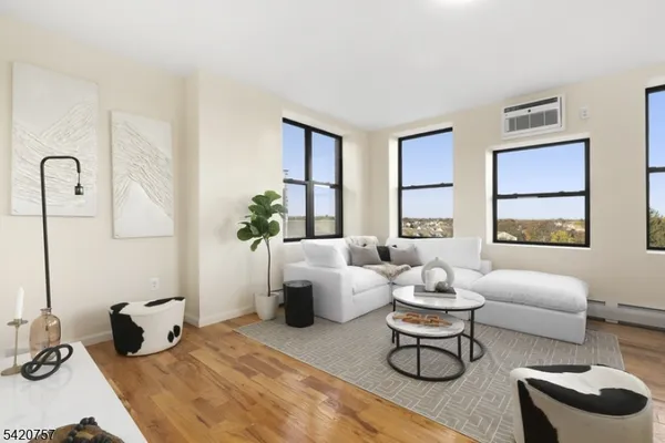 $2,050 | 520 Belleville Avenue, Unit W106, Belleville, NJ 07109