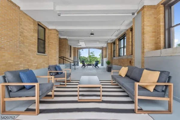 $2,050 | 520 Belleville Avenue, Unit W106, Belleville, NJ 07109