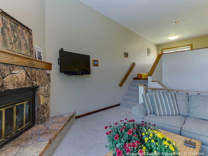 10000 Ryan Gulch Road, Unit 103G Silverthorne, CO 80498 - Photo 2 of 16 Living Room.