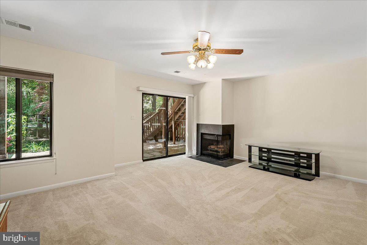 2024 Swans Neck Way Reston, VA 20191 - Photo 24 of 42 Recreation Room