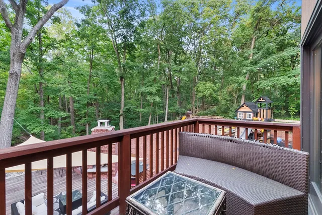 $875,000 | 11905 South Lakewood Avenue, Palos Park, IL 60464