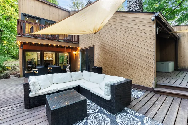 $875,000 | 11905 South Lakewood Avenue, Palos Park, IL 60464