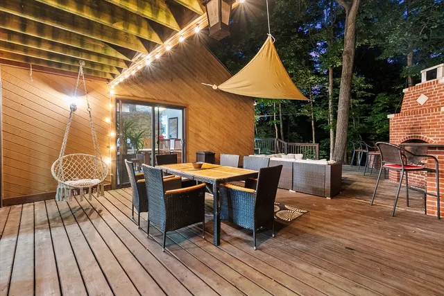 $875,000 | 11905 South Lakewood Avenue, Palos Park, IL 60464