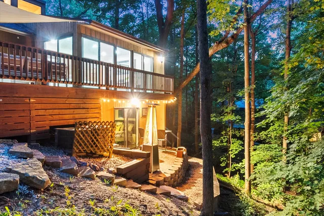 $875,000 | 11905 South Lakewood Avenue, Palos Park, IL 60464