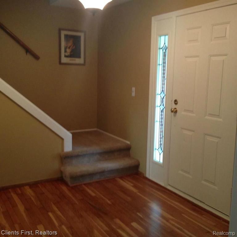 15668 Riverside Street Livonia, MI 48154 - Photo 12 of 33 Gallery Image 12