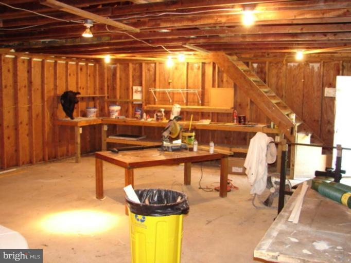8491 New Cut Road Severn, MD 21144 - Photo 22 of 24 Garage