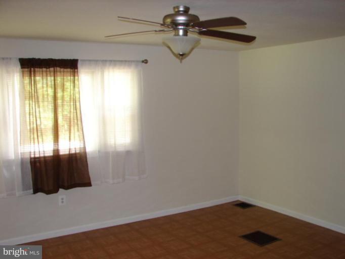 8491 New Cut Road Severn, MD 21144 - Photo 8 of 24 Living Room #2