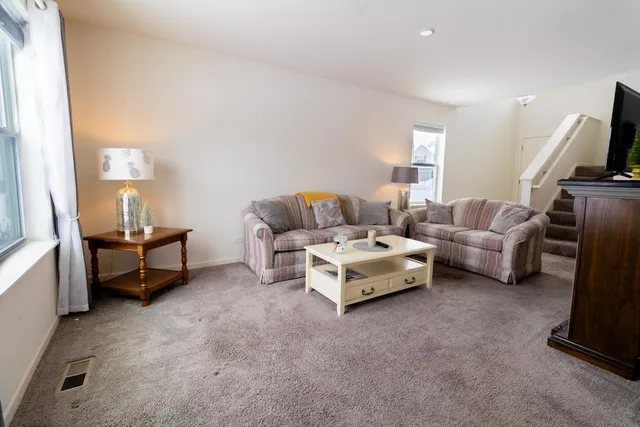 $270,000 | 270 Wildmeadow Lane, Woodstock, IL 60098