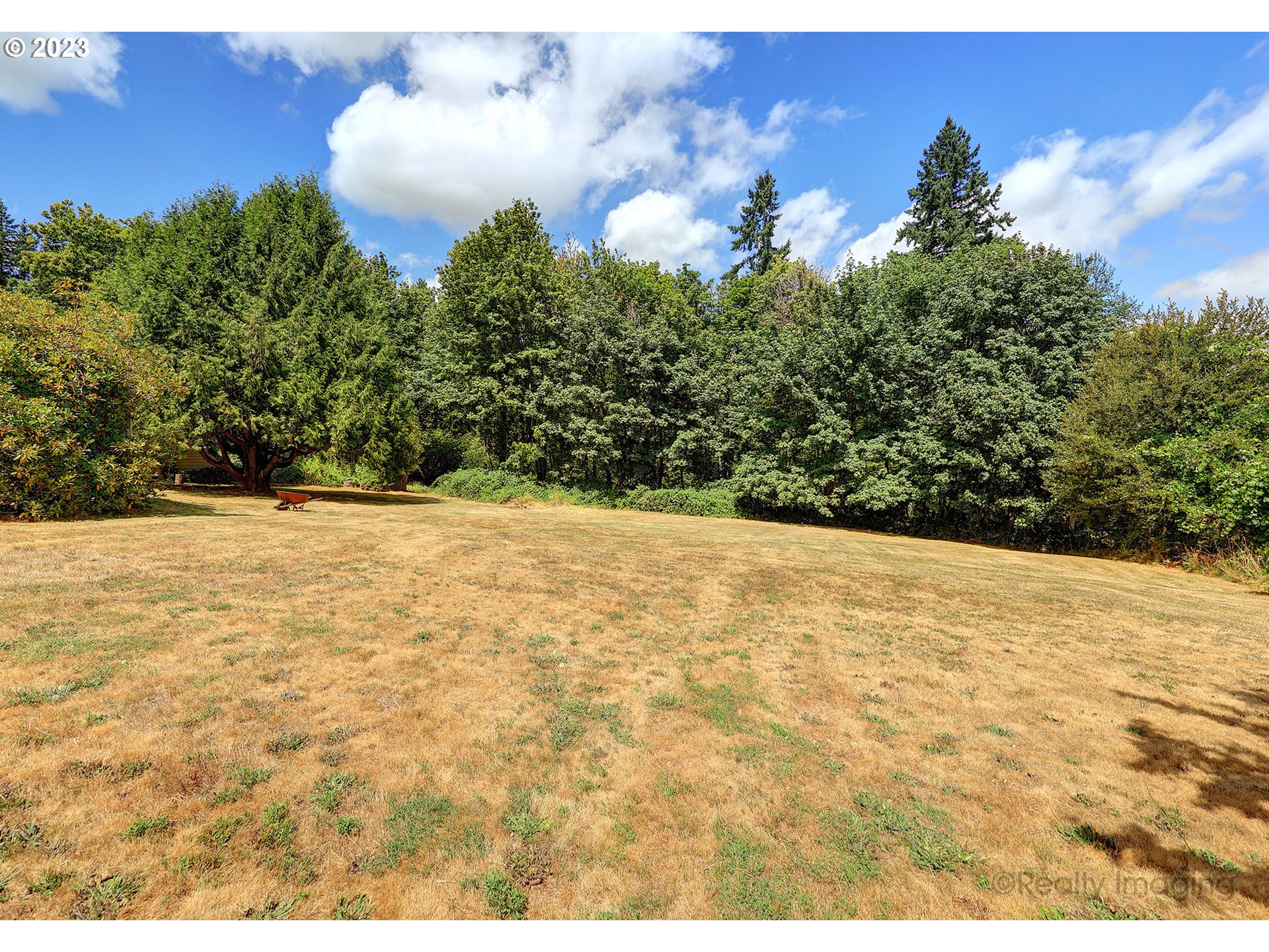 25401 Southeast McNutt Road Gresham, OR 97080 - Photo 14 of 17 Gallery Image 14
