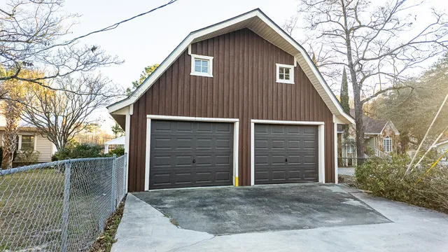 $699,000 | 402 Knott Drive, Eutawville, SC 29048