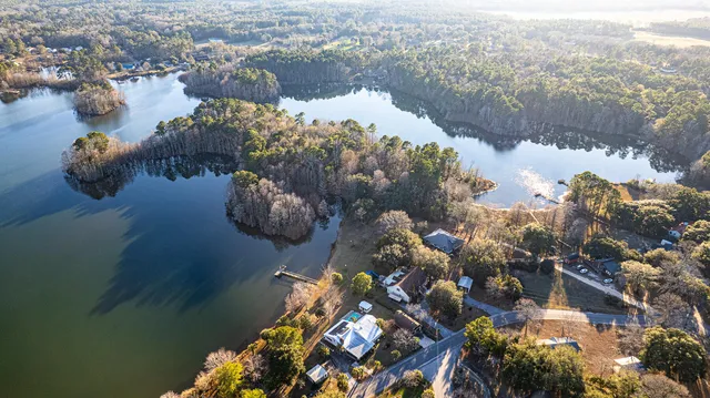 $699,000 | 402 Knott Drive, Eutawville, SC 29048