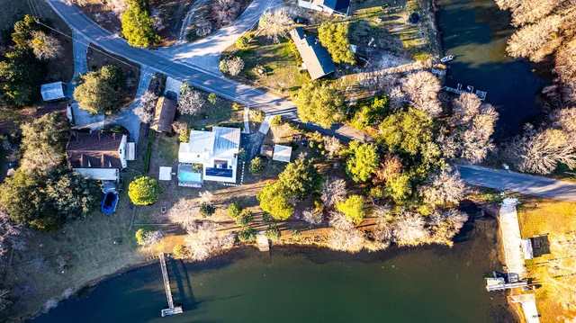 $699,000 | 402 Knott Drive, Eutawville, SC 29048