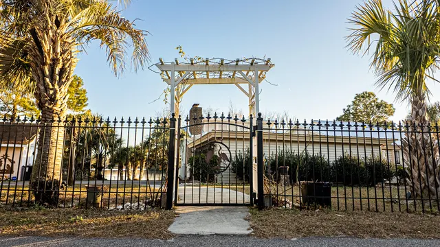 $699,000 | 402 Knott Drive, Eutawville, SC 29048