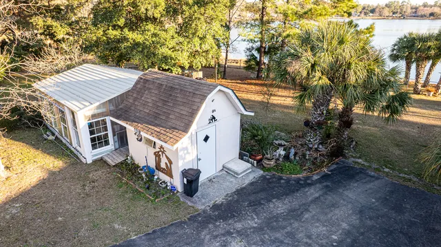 $699,000 | 402 Knott Drive, Eutawville, SC 29048