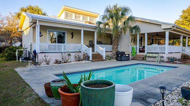 $699,000 | 402 Knott Drive, Eutawville, SC 29048