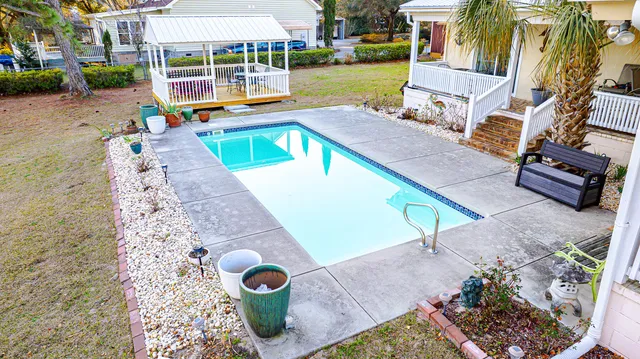 $699,000 | 402 Knott Drive, Eutawville, SC 29048