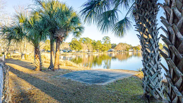 $699,000 | 402 Knott Drive, Eutawville, SC 29048