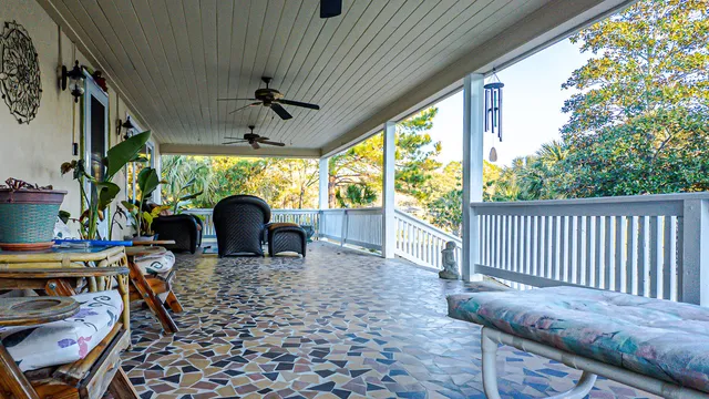 $699,000 | 402 Knott Drive, Eutawville, SC 29048