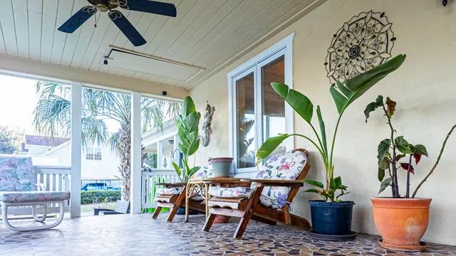 $699,000 | 402 Knott Drive, Eutawville, SC 29048