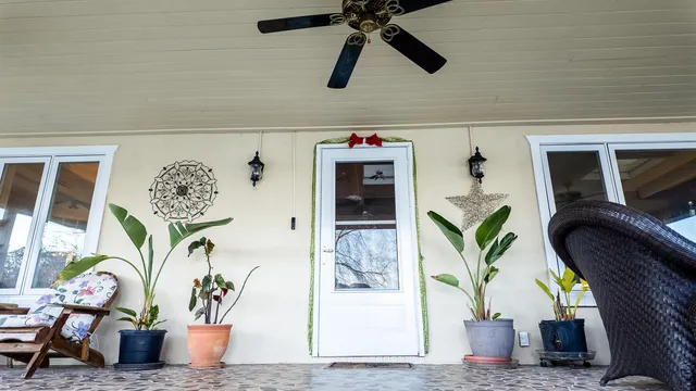 $699,000 | 402 Knott Drive, Eutawville, SC 29048