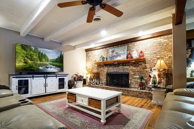 $699,000 | 402 Knott Drive, Eutawville, SC 29048