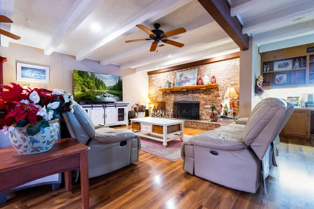 $699,000 | 402 Knott Drive, Eutawville, SC 29048