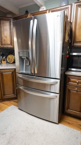 $699,000 | 402 Knott Drive, Eutawville, SC 29048