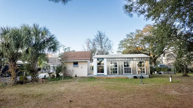 $699,000 | 402 Knott Drive, Eutawville, SC 29048