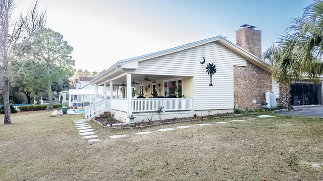 $699,000 | 402 Knott Drive, Eutawville, SC 29048