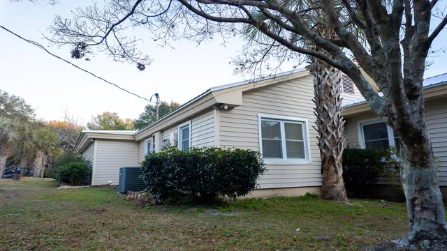 $699,000 | 402 Knott Drive, Eutawville, SC 29048