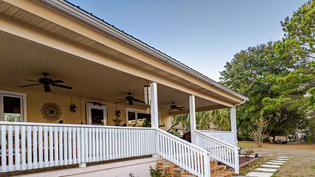 $699,000 | 402 Knott Drive, Eutawville, SC 29048