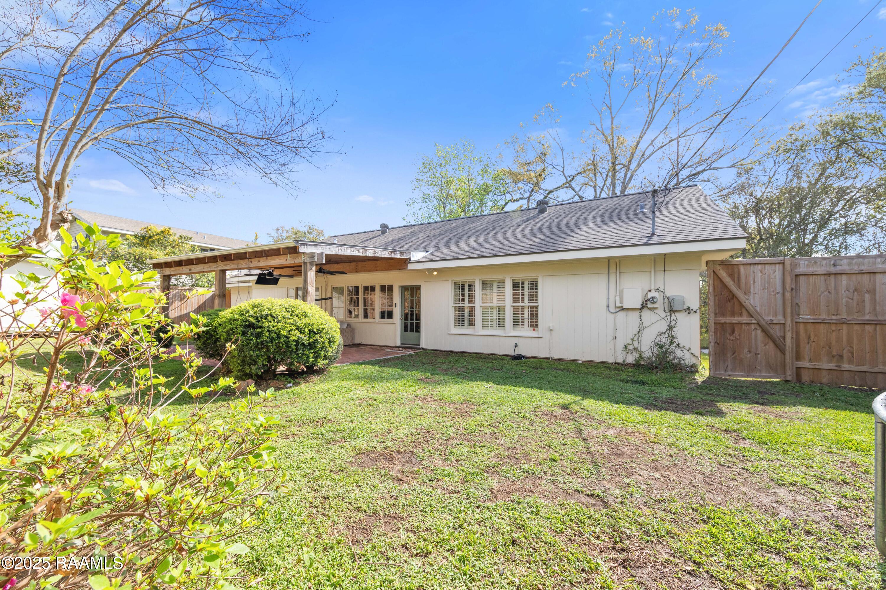 208 Beverly Drive Lafayette, LA 70503 - Photo 45 of 50 208Beverly-116