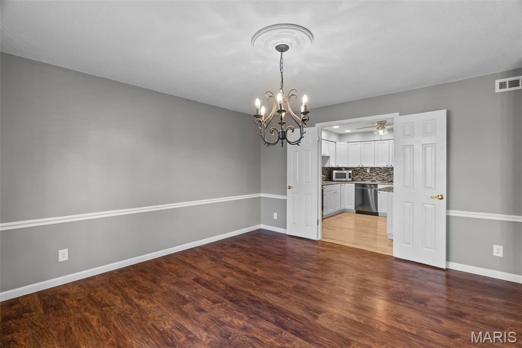 15009 Claymoor Court, Unit 15 Chesterfield, MO 63017 - Photo 11 of 42