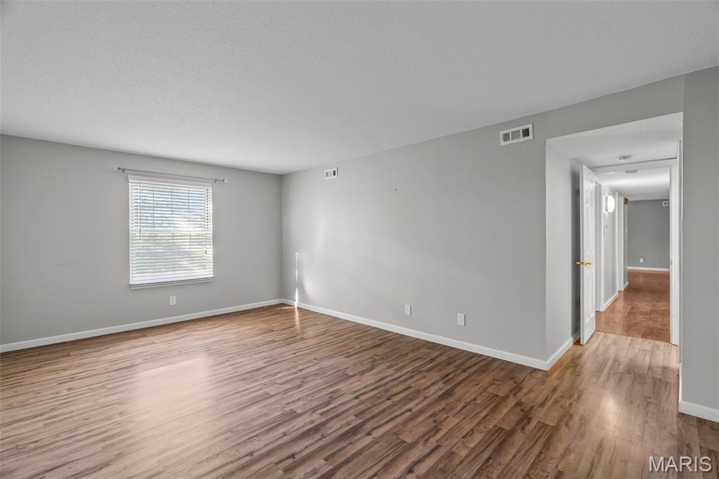 15009 Claymoor Court, Unit 15 Chesterfield, MO 63017 - Photo 33 of 42