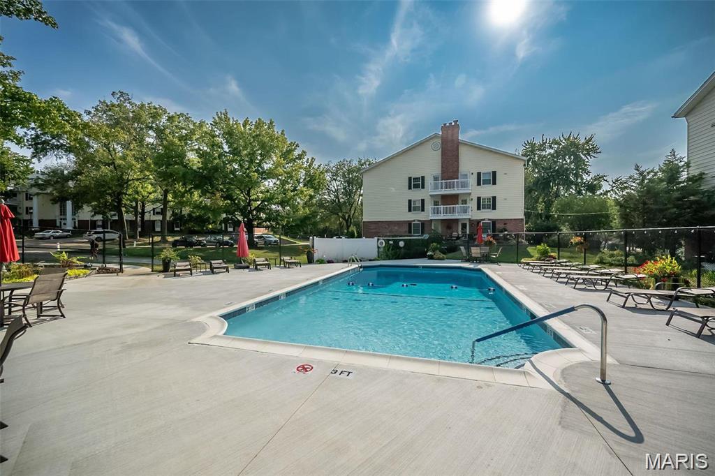 15009 Claymoor Court, Unit 15 Chesterfield, MO 63017 - Photo 40 of 42