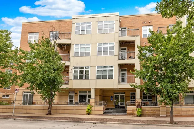 $272,500 | 1925 North Water Street, Unit 301, Milwaukee, WI 53202