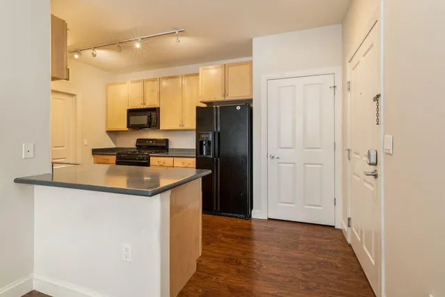 $272,500 | 1925 North Water Street, Unit 301, Milwaukee, WI 53202