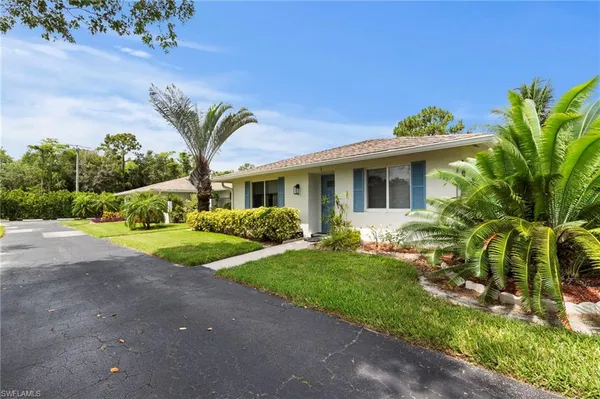 $189,900 | 50 Glades Boulevard, Unit 2, Naples, FL 34112
