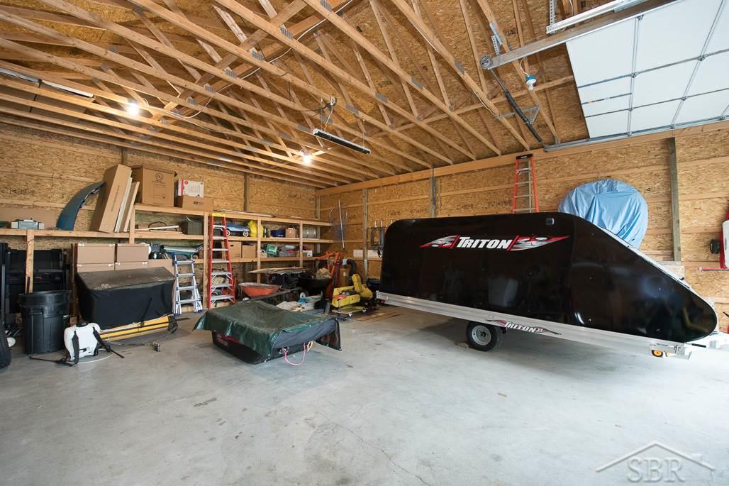 4305 Hackett Road Saginaw, MI 48603 - Photo 27 of 33 31391841-26.JPG