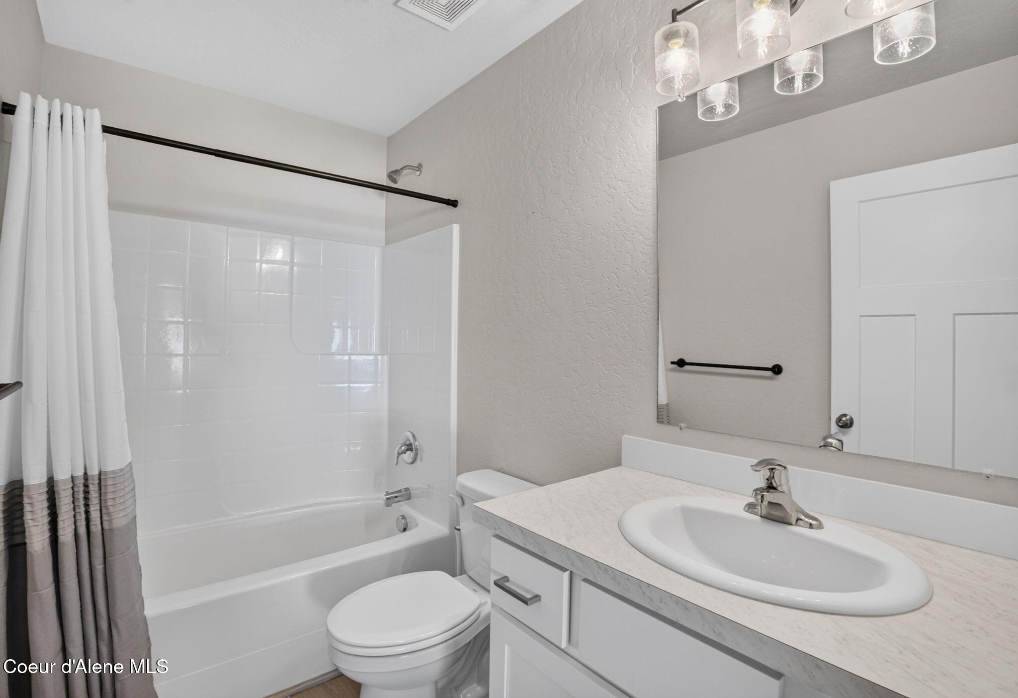 6295 Bowmore Lane Rathdrum, ID 83858 - Photo 15 of 31 27-web-or-mls-DSC00658