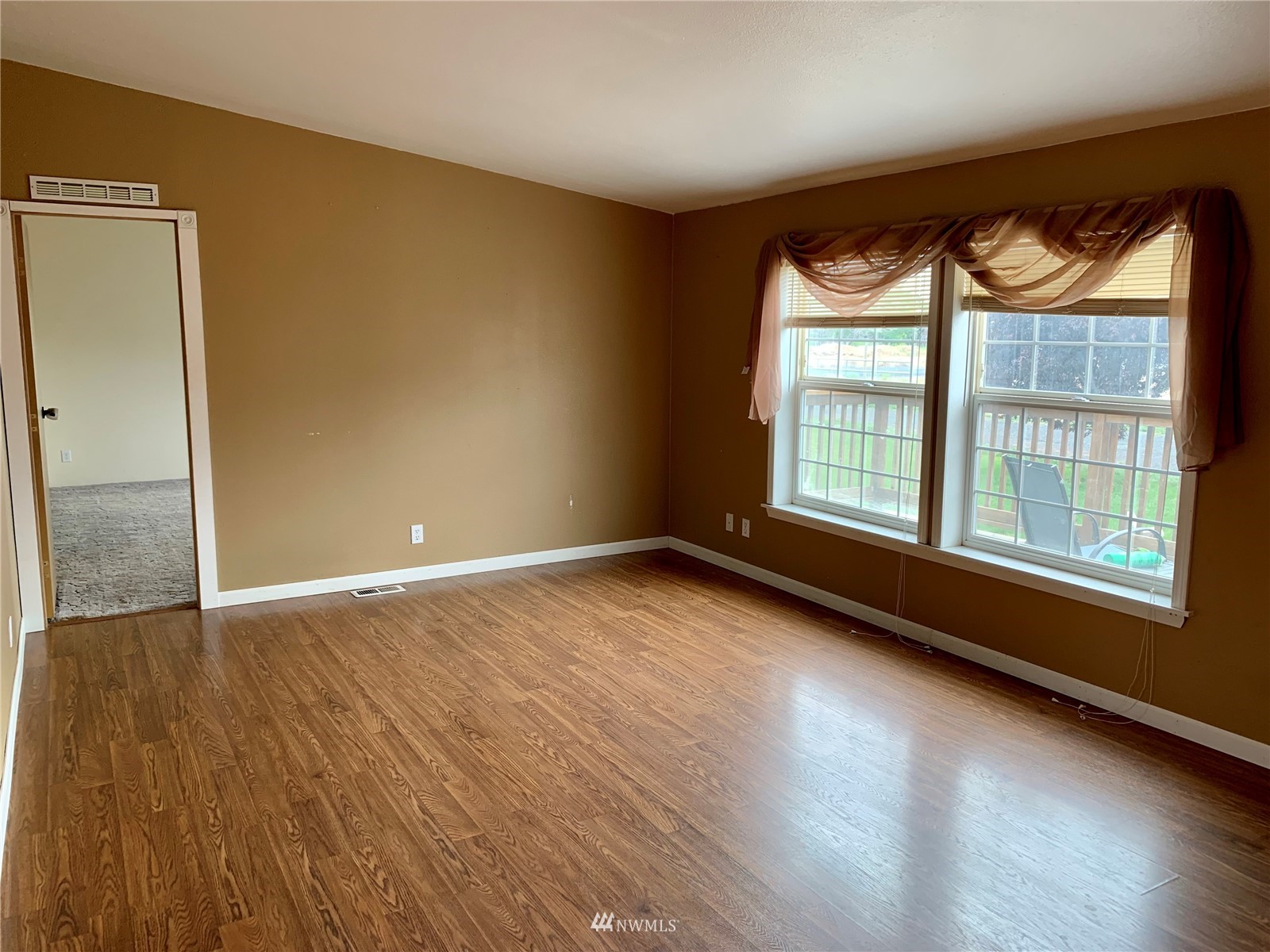 14548 Empire Road Ephrata, WA 98823 - Photo 4 of 27 Gallery Image 4