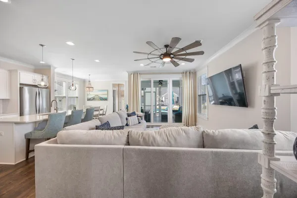 $3,300 | 889 Carnes Crossing, Summerville, SC 29486